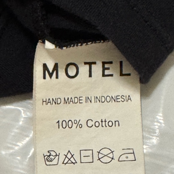 Motel Rocks crop top xs - Picture 6 of 6